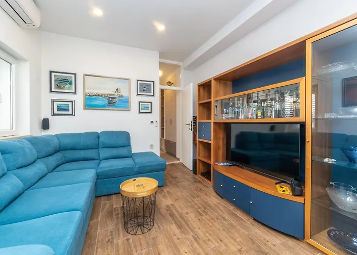 Apartments Lalu