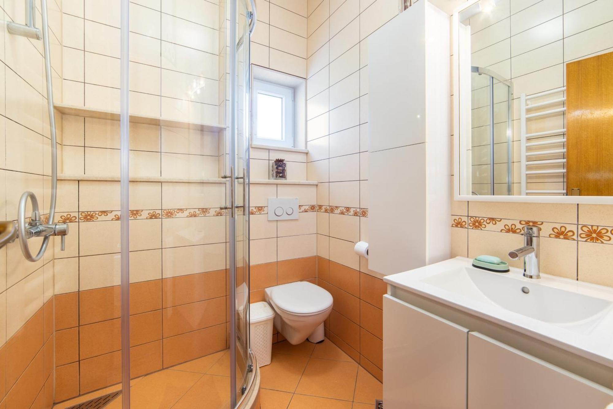 Apartment Lalu *