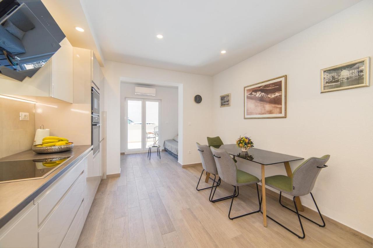 Lalu Apartment *