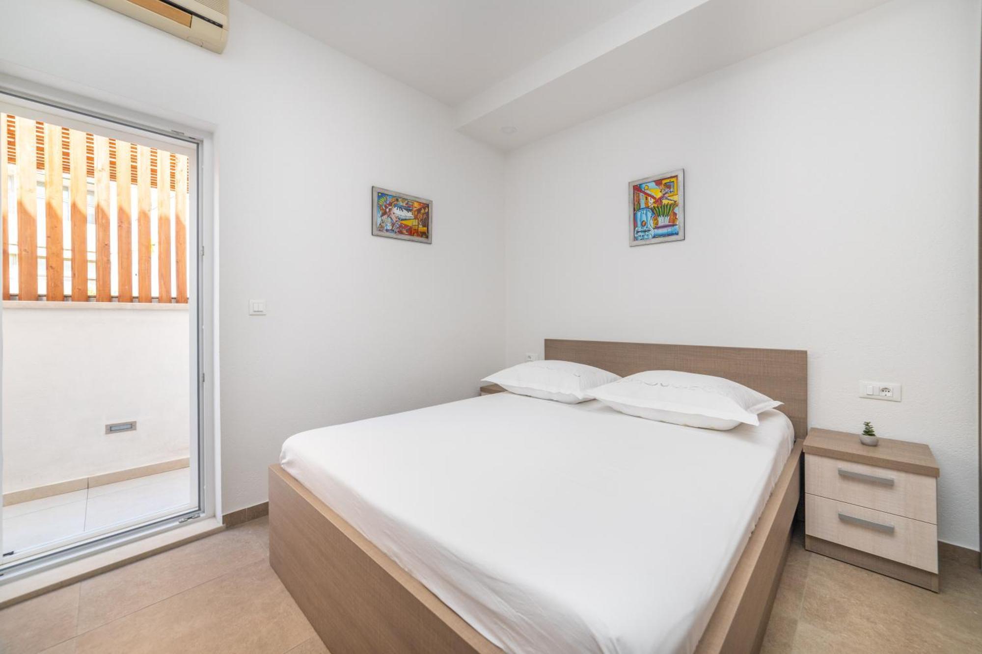Lalu Apartment *